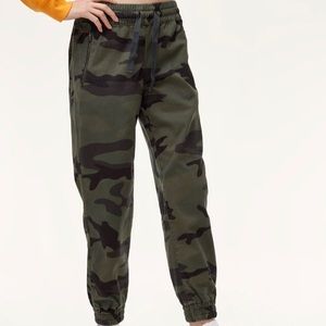 TNA Alix Army Print Pant